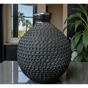 Mata Ortiz Pottery Jose Gonzalez Corrugated Textured Blackware Jar Art Mexican